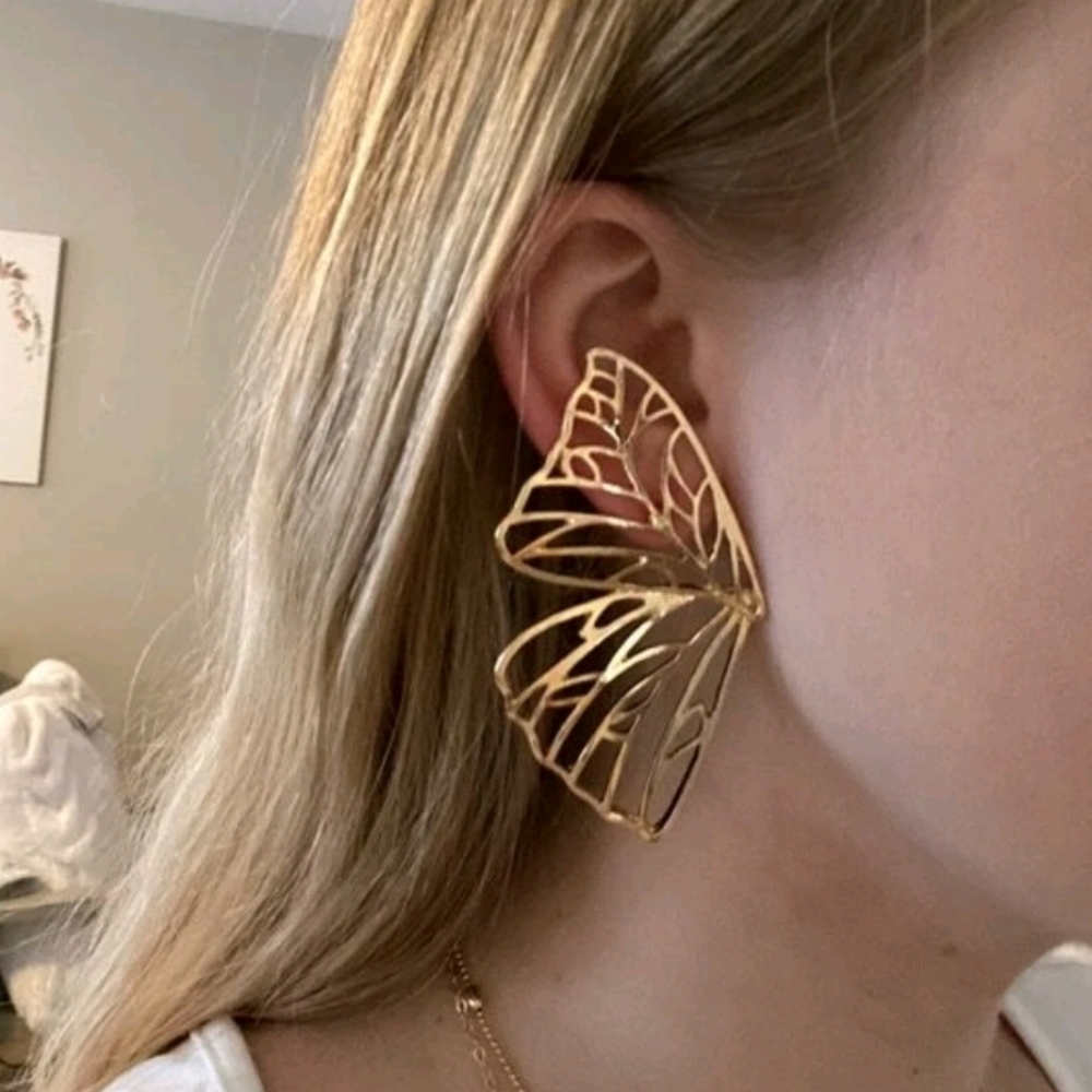 💖 Boho Hollow out Gold Butterfly wing earrings - Picture 11 of 13